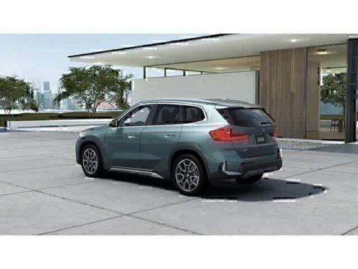 Cape York Green Metallic 2026 BMW X1 xDrive28i