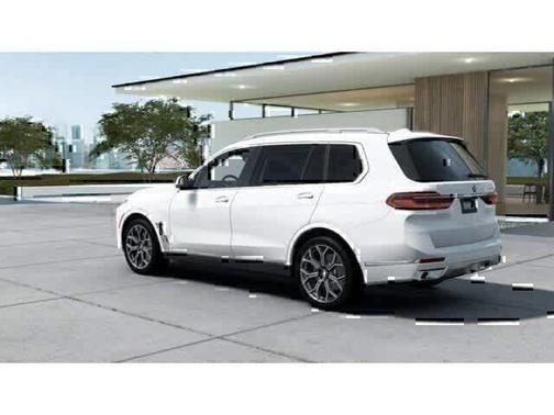 Alpine White 2026 BMW X7 xDrive40i
