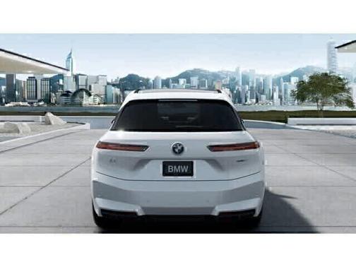 2026 BMW iX xDrive60