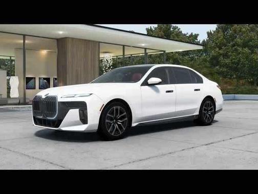 2025 BMW 740 i xDrive