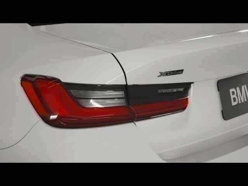 2025 BMW 330 xDrive