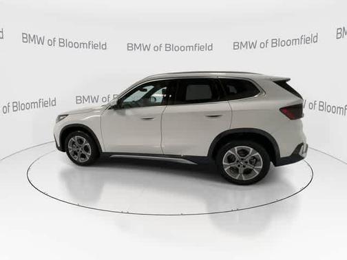 Alpine White 2026 BMW X1 xDrive28i