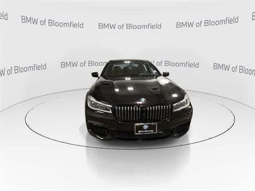 2018 BMW 750 i xDrive