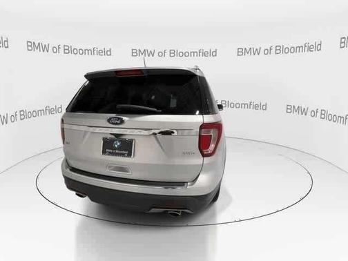 INGOT SILVER METALLIC 2018 Ford Explorer XLT