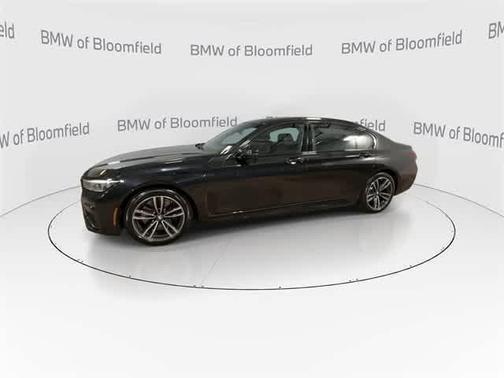 2022 BMW 740 i xDrive