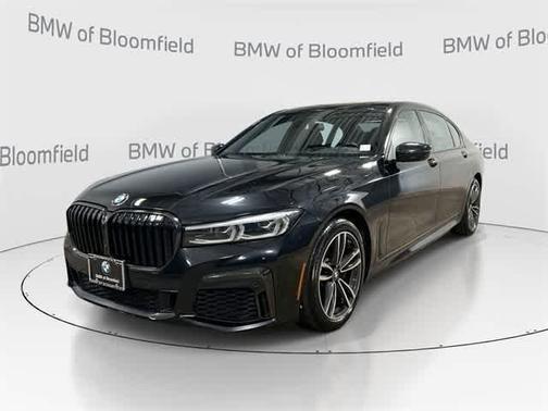 2022 BMW 740 i xDrive