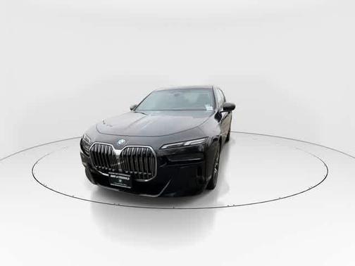 Black Sapphire Metallic 2023 BMW 760 i xDrive