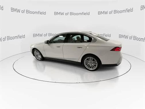2025 BMW 530 i xDrive