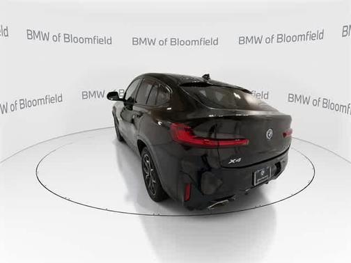 2023 BMW X4 xDrive30i
