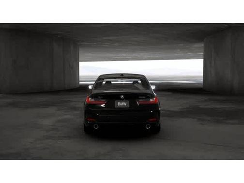2025 BMW 330 i xDrive