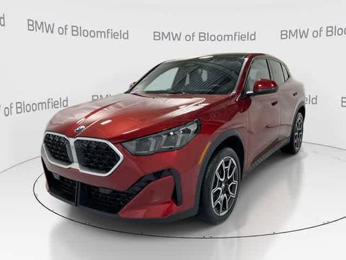 Vegas Red Metallic 2026 BMW X2 xDrive28i