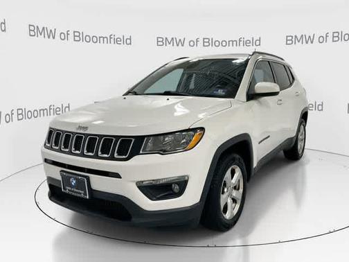 White Clearcoat 2017 Jeep New Compass Latitude
