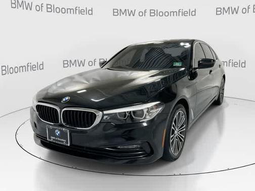 Black Sapphire Metallic 2018 BMW 530 xDrive