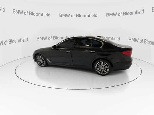 Black Sapphire Metallic 2018 BMW 530 xDrive