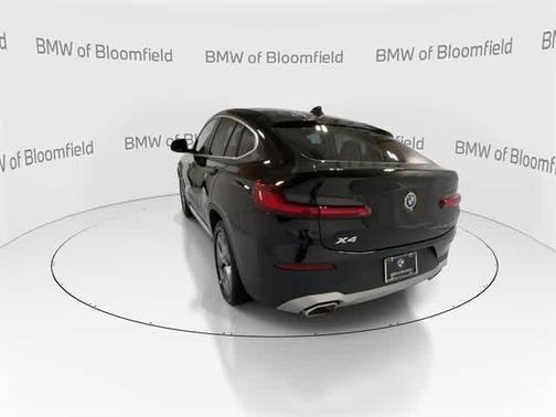 2025 BMW X4 xDrive30i