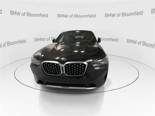 2025 BMW X4 xDrive30i