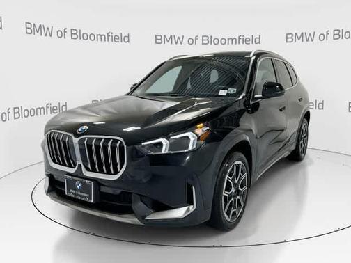 Black Sapphire Metallic 2025 BMW X1 xDrive28i