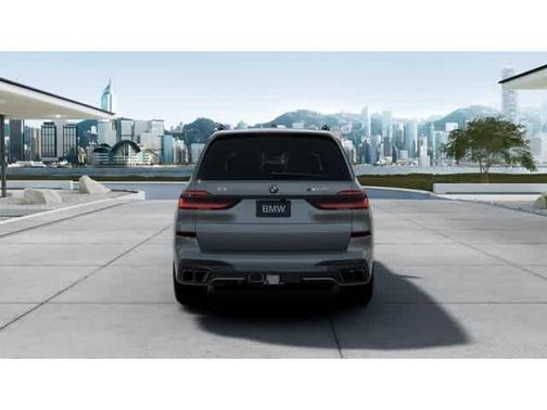 Skyscraper Grey Metallic 2026 BMW X7 M60i