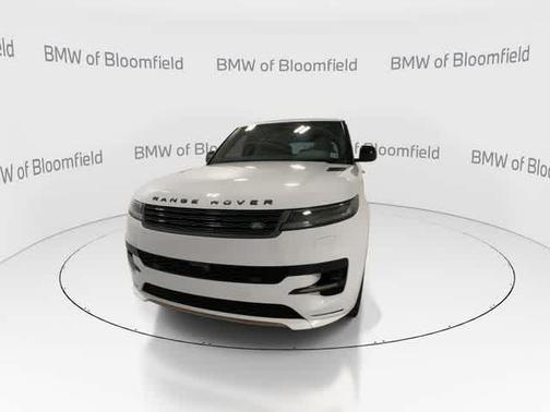 White 2024 Land Rover Range Rover Sport SE