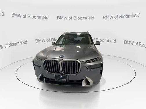 Skyscraper Grey Metallic 2024 BMW X7 xDrive40i