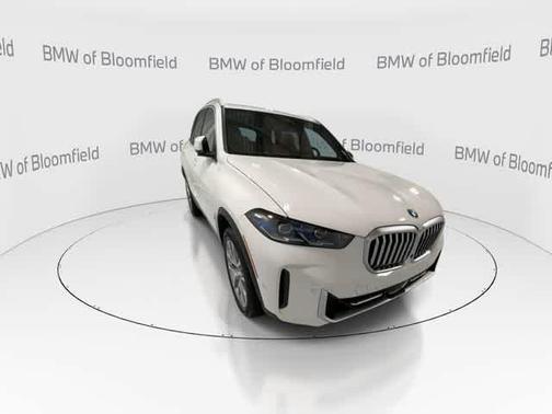 Alpine White 2024 BMW X5 xDrive40i