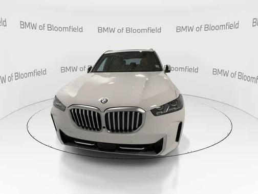 Alpine White 2024 BMW X5 xDrive40i