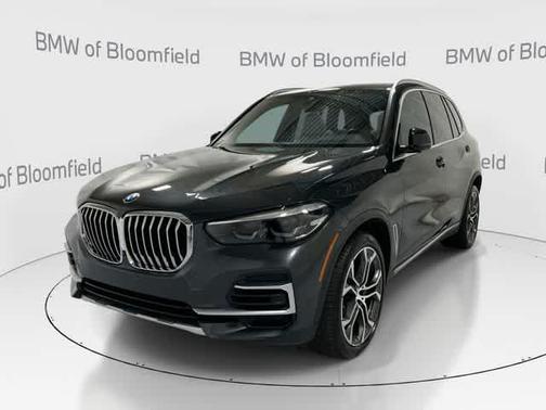 Dark Graphite Metallic 2022 BMW X5 xDrive40i