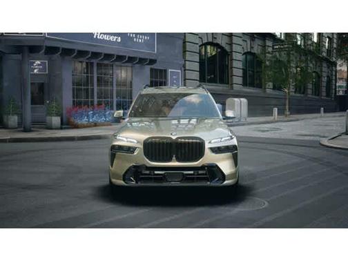 Manhattan Green Metallic 2027 BMW X7 xDrive40i