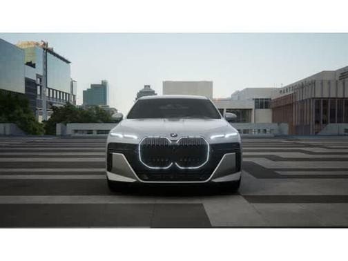 2025 BMW 740 i xDrive