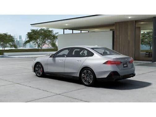 Brooklyn Grey Metallic 2027 BMW 530 i xDrive