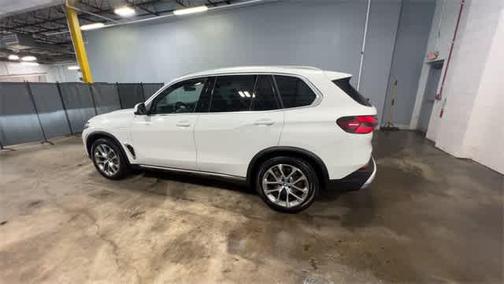 2025 BMW X5 PHEV xDrive50e