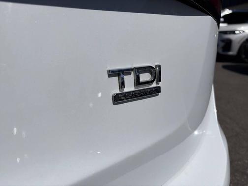 Glacier White Metallic 2014 Audi Q5 3.0 TDI Premium Plus