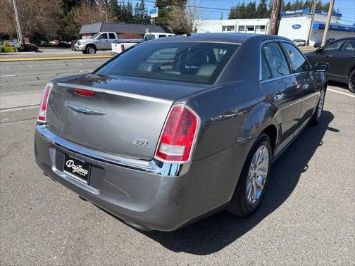 2012 Chrysler 300 Limited