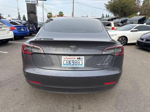 2019 Tesla Model 3 Performance
