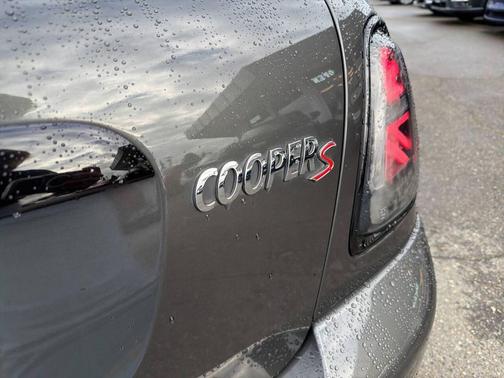 2011 MINI Cooper S Base