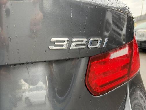 Mineral Gray Metallic 2014 BMW 320 i