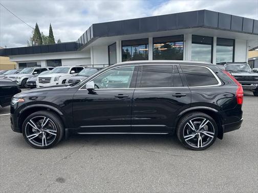 2017 Volvo XC90 T5 R-Design