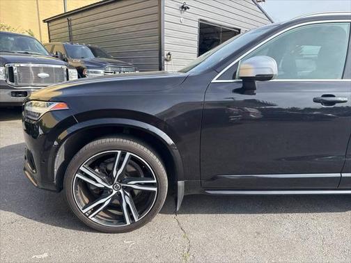 2017 Volvo XC90 T5 R-Design