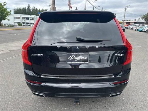 2017 Volvo XC90 T5 R-Design