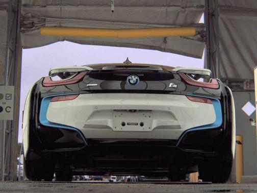 2015 BMW i8 Base AWD 2dr Coupe