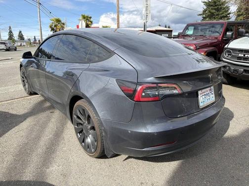 Midnight Silver Metallic 2022 Tesla Model 3 Performance