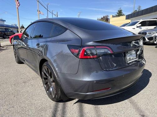 Midnight Silver Metallic 2022 Tesla Model 3 Performance