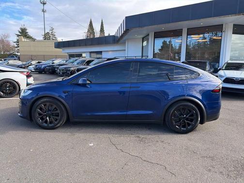 2022 Tesla Model X Plaid Tri Motor All-Wheel Drive