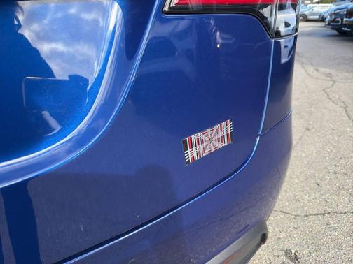 2022 Tesla Model X Plaid Tri Motor All-Wheel Drive