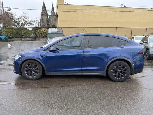 2022 Tesla Model X Plaid Tri Motor All-Wheel Drive