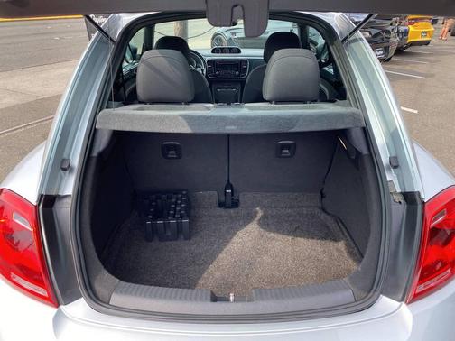 2014 Volkswagen Beetle 2.0T R-Line