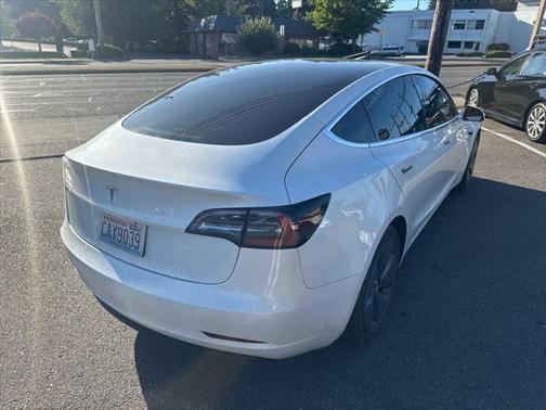 2020 Tesla Model 3 Standard Range Plus