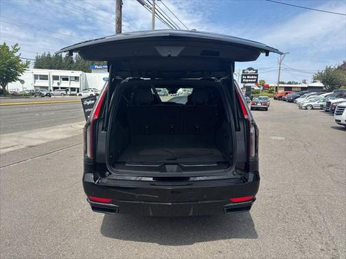 2021 Cadillac Escalade ESV Sport