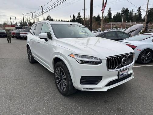 Ice White 2020 Volvo XC90 T5 Momentum