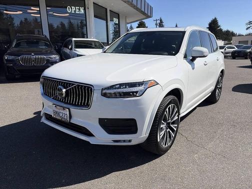 Ice White 2020 Volvo XC90 T5 Momentum